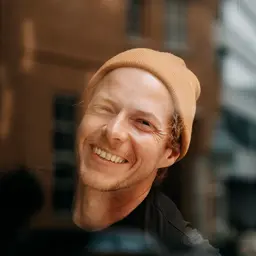 A profile image of Markus 💜 | Block Base Studio